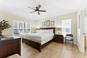 5 bedrooms, iron/ironing board, WiFi, bed sheets