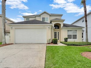 Exterior - Orlando Getaway · 5 Bedrooms + Pool (Kissimmee)