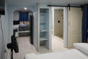 4 habitaciones, wifi gratis y ropa de cama 