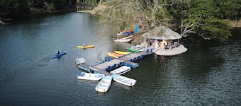 Hosteria florida tropical