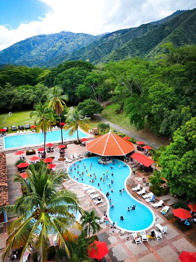 Hosteria florida tropical