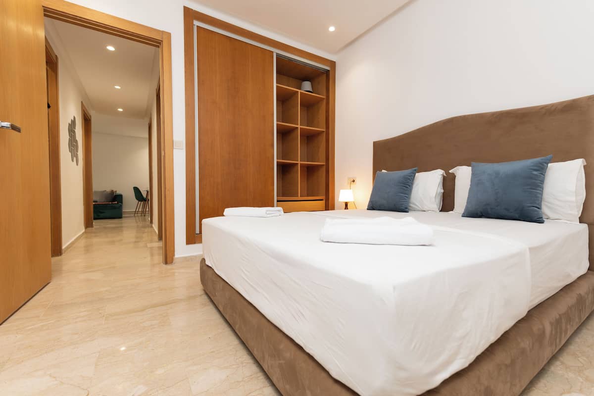 Iron/ironing board (on request), free WiFi, bed sheets