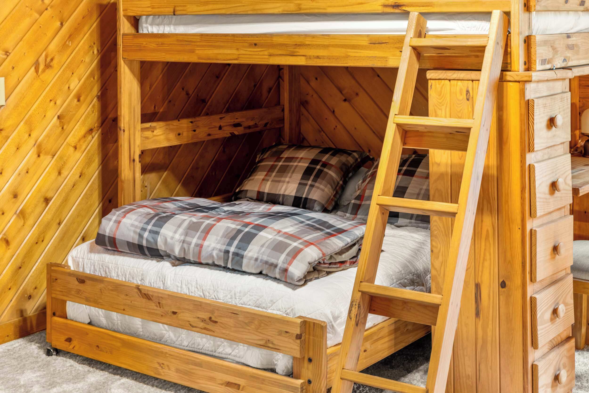 2 habitaciones, escritorio, wifi y ropa de cama 