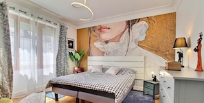 2 bedrooms, iron/ironing board, free WiFi, bed sheets