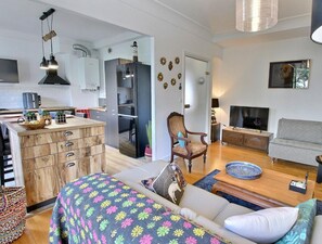 TV, stereo - Le Bestiaire - LORIENT (LORIENT)