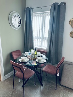 Dining - Burton urban apartment is located  in Staffordshire heart of burton town (Burton upon Trent)