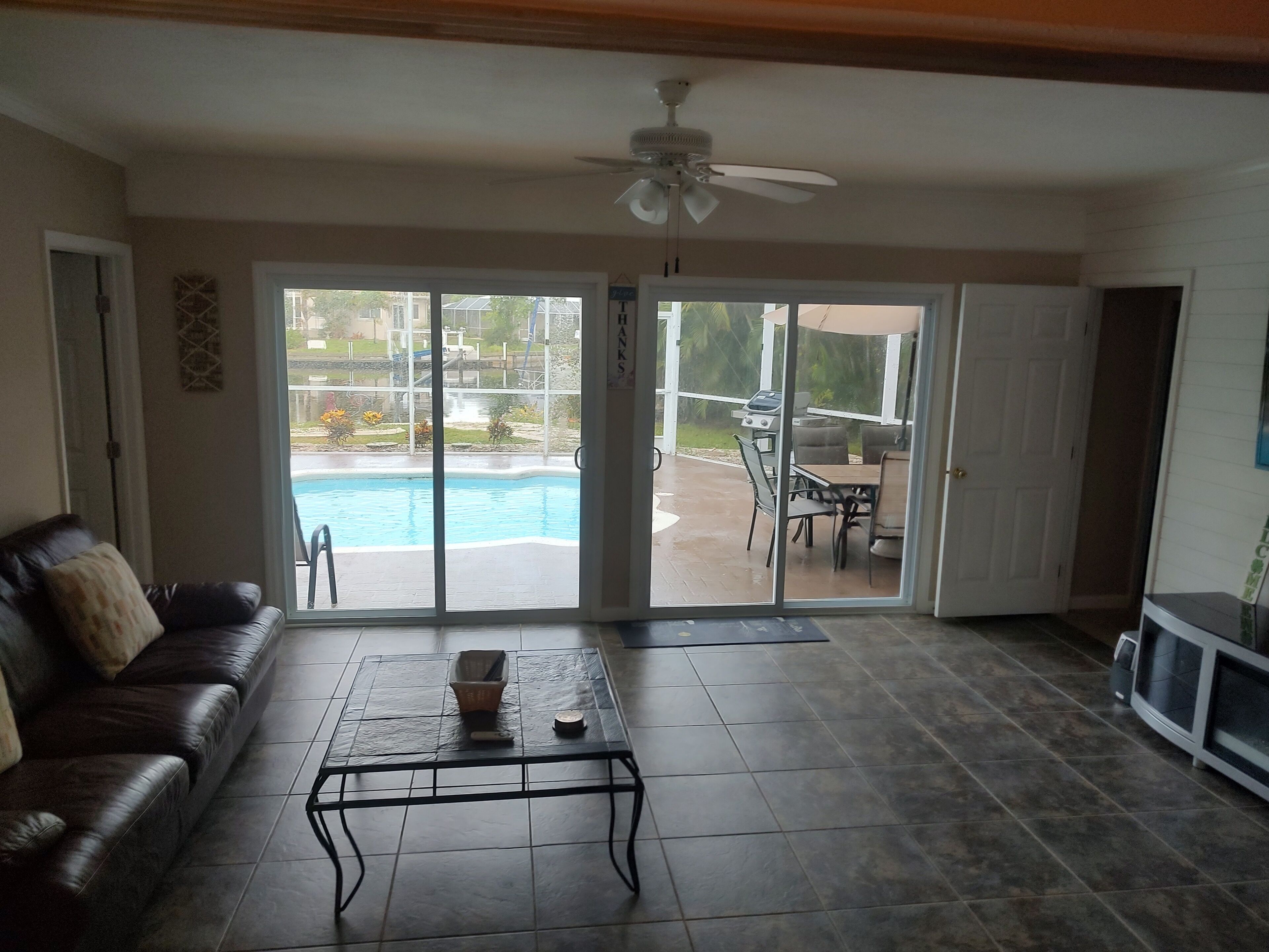 Smart TV, fireplace, DVD player, foosball