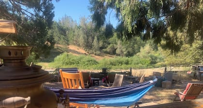 Charming and Peaceful apartment on Historical Ranch Retreat with WiFi in Colfax