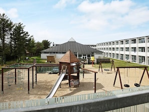 Apartment | Interior - 4 Person Holiday Home on a Holiday Park in Blokhus (Blokhus)