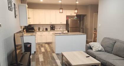 3-bedroom house in charming San Antonio with WiFi, AC. Start your vacation