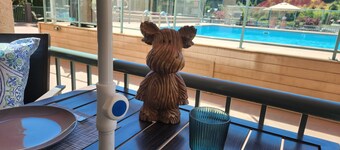 Lake front with boatslip