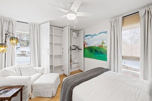 2 slaapkamers, een strijkplank/strijkijzer, wifi, beddengoed