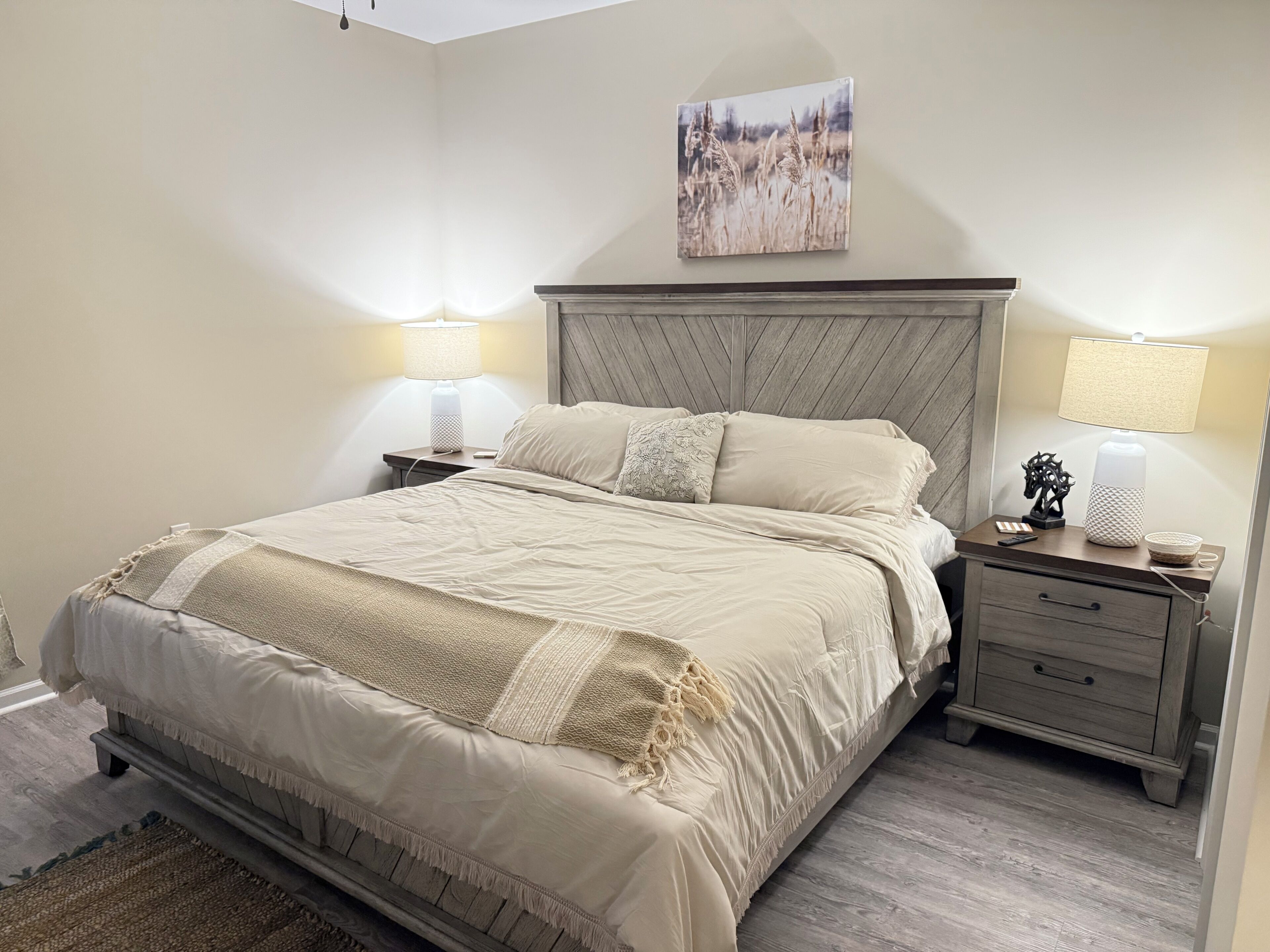 2 chambres, fer et planche à repasser, Wi-Fi gratuit, draps fournis