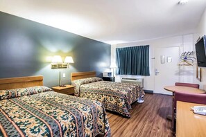 Basic Room, 2 Double Beds, Accessible Bathtub, Non Smoking