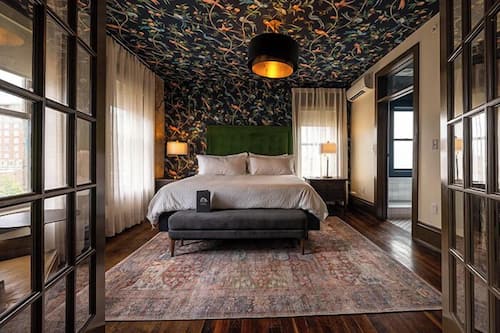 Suite Grand, 1 cama de matrimonio grande con sofá cama | Ropa de cama de alta calidad, minibar, cortinas opacas