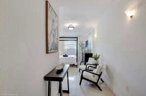 5 bedrooms, desk, iron/ironing board, free WiFi