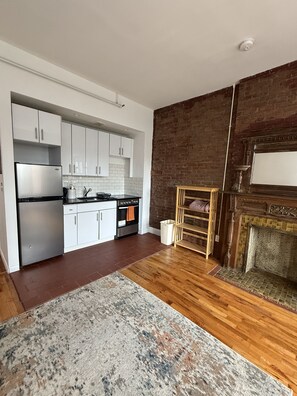 Private kitchen - Chic stufio apartment #4 Close to Columbia university with WiFi, AC in New York (New York)