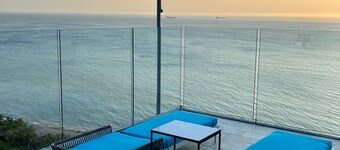 Cozy 2-bedroom condo in gorgeous Santa Marta with WiFi, AC