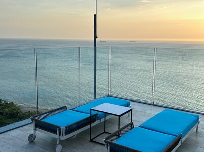 Cozy 2-bedroom condo in gorgeous Santa Marta with WiFi, AC