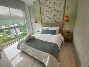2 chambres, fer et planche à repasser, Wi-Fi, draps fournis