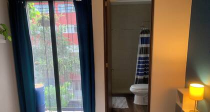 Private room in Lovely 2-bedroom condo Im the heart of Ciudad de México