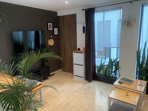 Private room in Lovely 2-bedroom condo in the heart of Ciudad de México