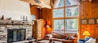 Lodge Off Main, Walk to Gondola!