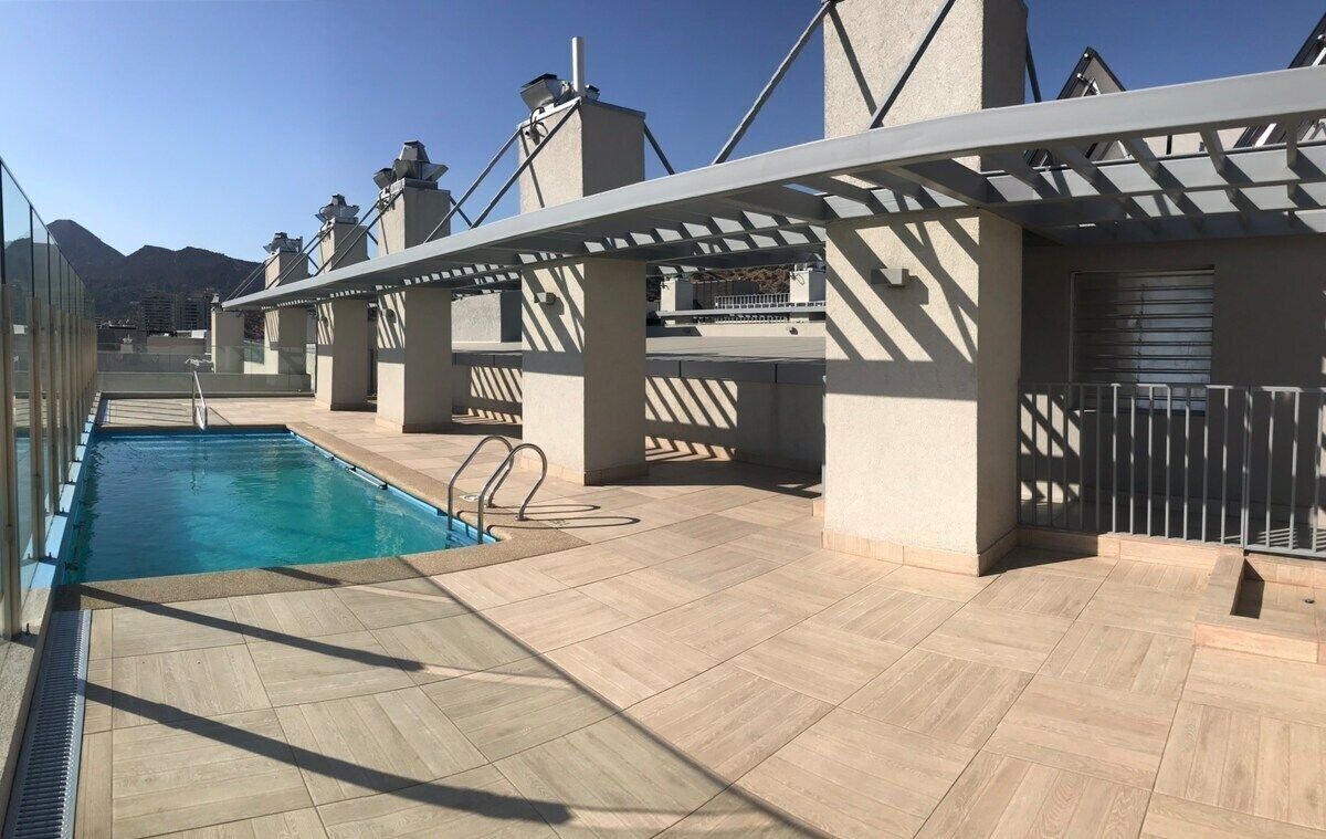 泳池 | 室外游泳池