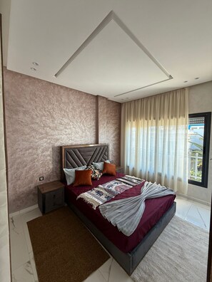 1 bedroom, iron/ironing board, travel crib, WiFi