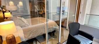 Atractivo y moderno estudio en Clínica Las Condes