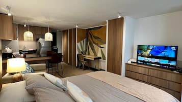 Apartment | Iron/ironing board, free WiFi