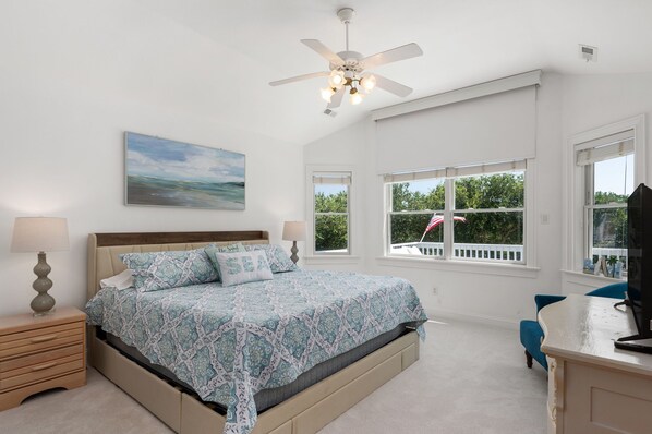 5 bedrooms, iron/ironing board, free WiFi, bed sheets