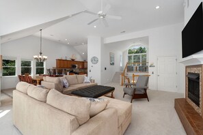 Smart TV, fireplace, ping pong