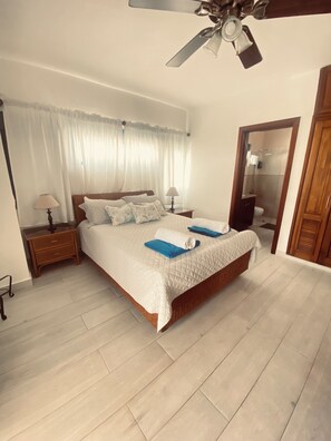 2 bedrooms, WiFi, bed sheets