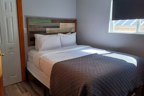 3 bedrooms, WiFi, bed sheets