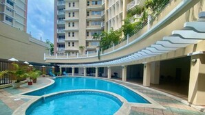 Apartemen, 2 kamar tidur, akses difabel | Kolam renang | Kolam renang outdoor