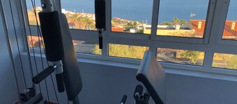 Complete house with views and leisure space