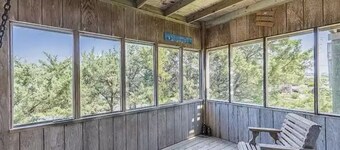 Semi oceanfront 4 bedroom home in Salvo! It’s pet friendly. Walk to the beach.