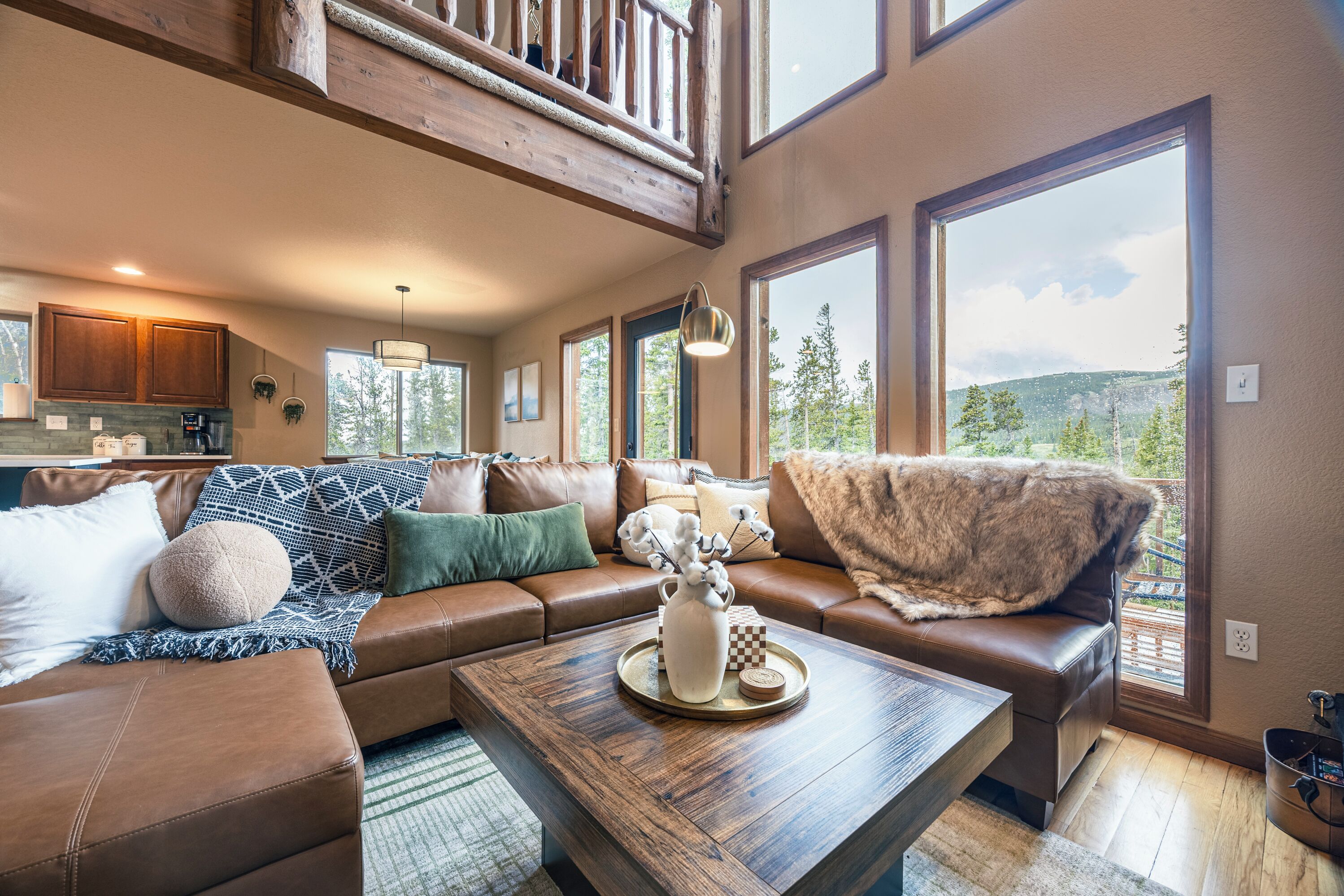 智能电视、壁炉