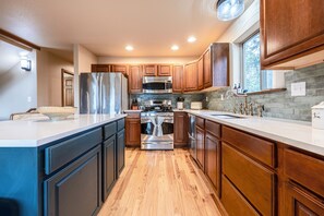 Microwave, oven, stovetop, dishwasher