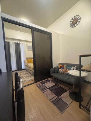 1 chambre, fer et planche à repasser, Wi-Fi, draps fournis