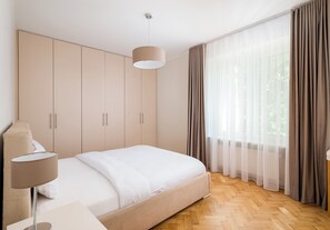 2 Schlafzimmer, Bügeleisen/Bügelbrett, WLAN