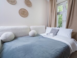 1 غرفة نوم ومكواة/لوح كي وواي فاي وملاءات أسرّة