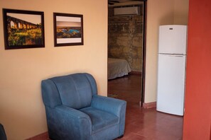 Junior Double Room, Courtyard View | Desk, laptop workspace, free WiFi