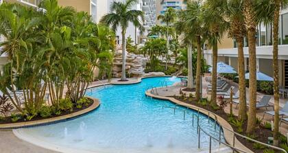 Marriott's Crystal Shores - 2 bedroom luxury suite on the best beach in Marco
