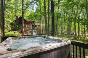 Bain à remous extérieur