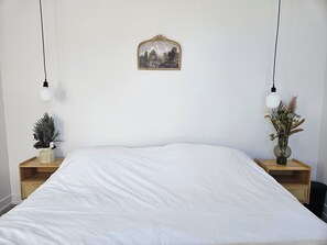 2 quartos, ferros/tábuas de passar roupa, Wi-Fi, roupa de cama