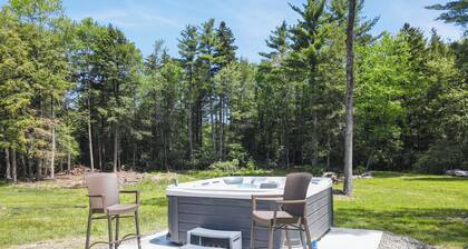The Poconos Hideaway • Cozy 7BR with Hot Tub & Nature Views