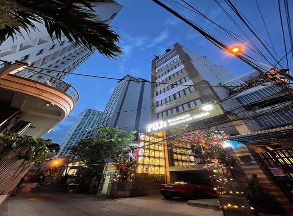Front of property - evening/night
