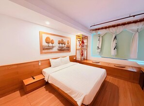 Premium bedding, pillow-top beds, minibar, in-room safe - Palette Fuji Boutique Hotel Nha Trang (Nha Trang)